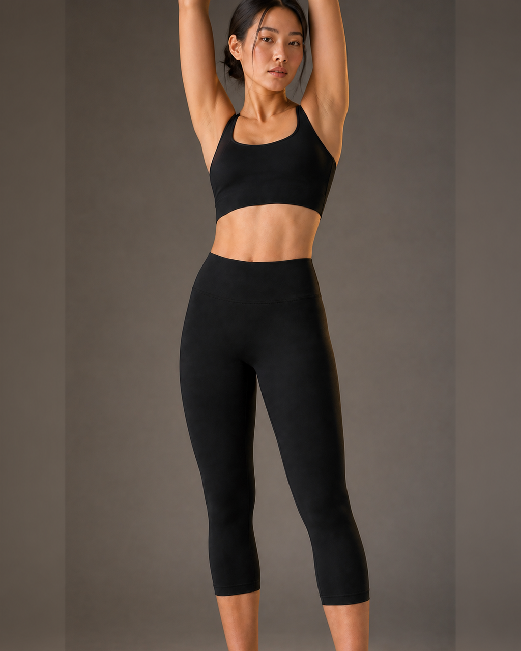 Waist Hem Detail — Black Cropped Contour Legging